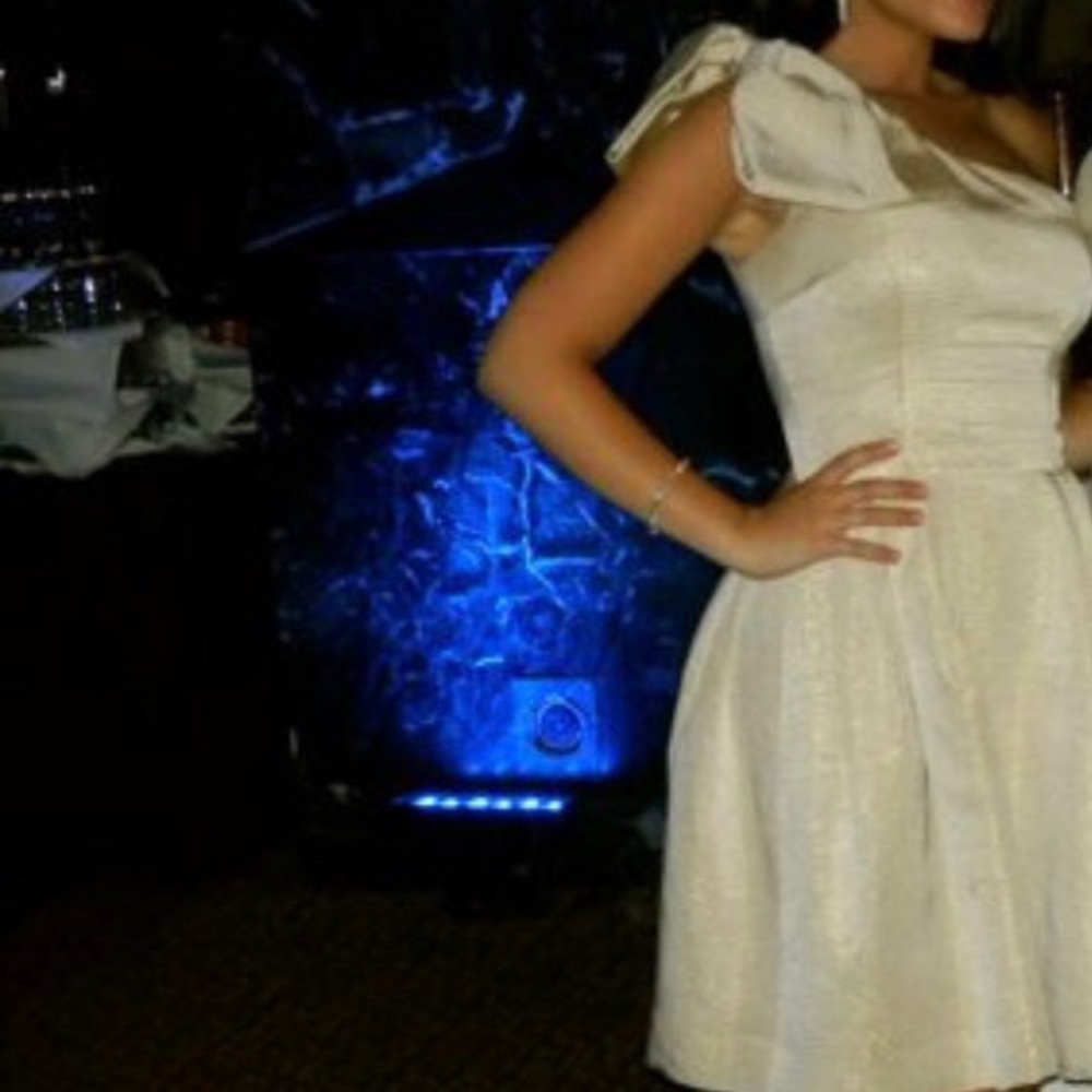 Satin cream/gold cocktail dress